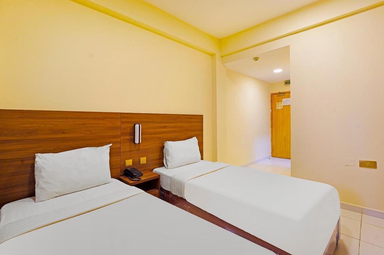 Oyo 925 Emirates Hotel Ντουμπάι Εξωτερικό φωτογραφία