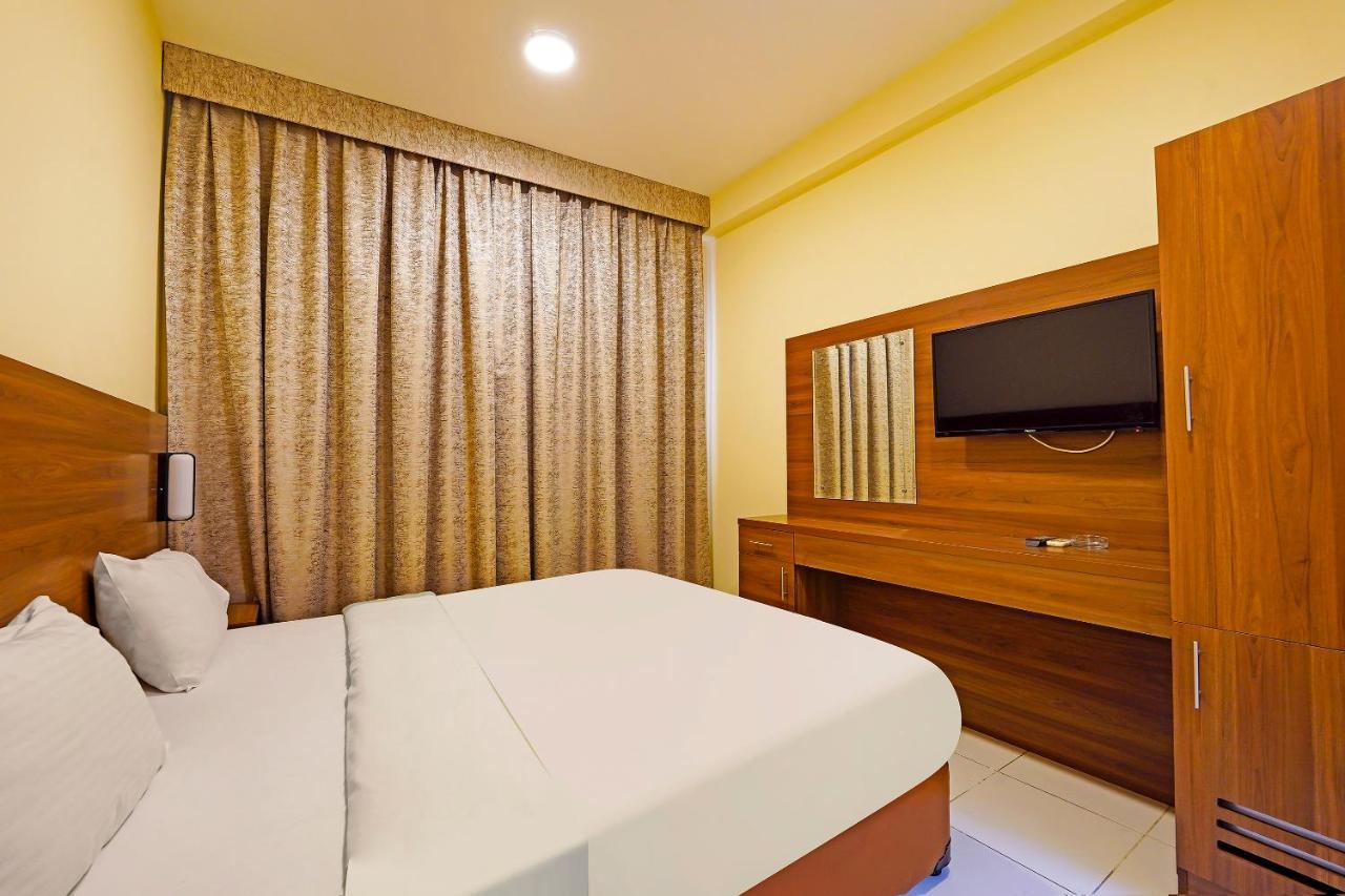 Oyo 925 Emirates Hotel Ντουμπάι Εξωτερικό φωτογραφία