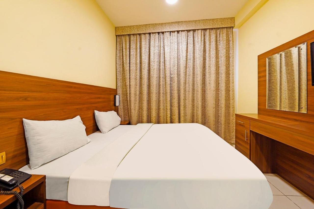 Oyo 925 Emirates Hotel Ντουμπάι Εξωτερικό φωτογραφία