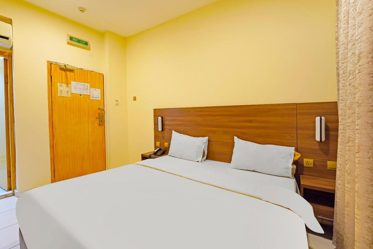 Oyo 925 Emirates Hotel Ντουμπάι Εξωτερικό φωτογραφία