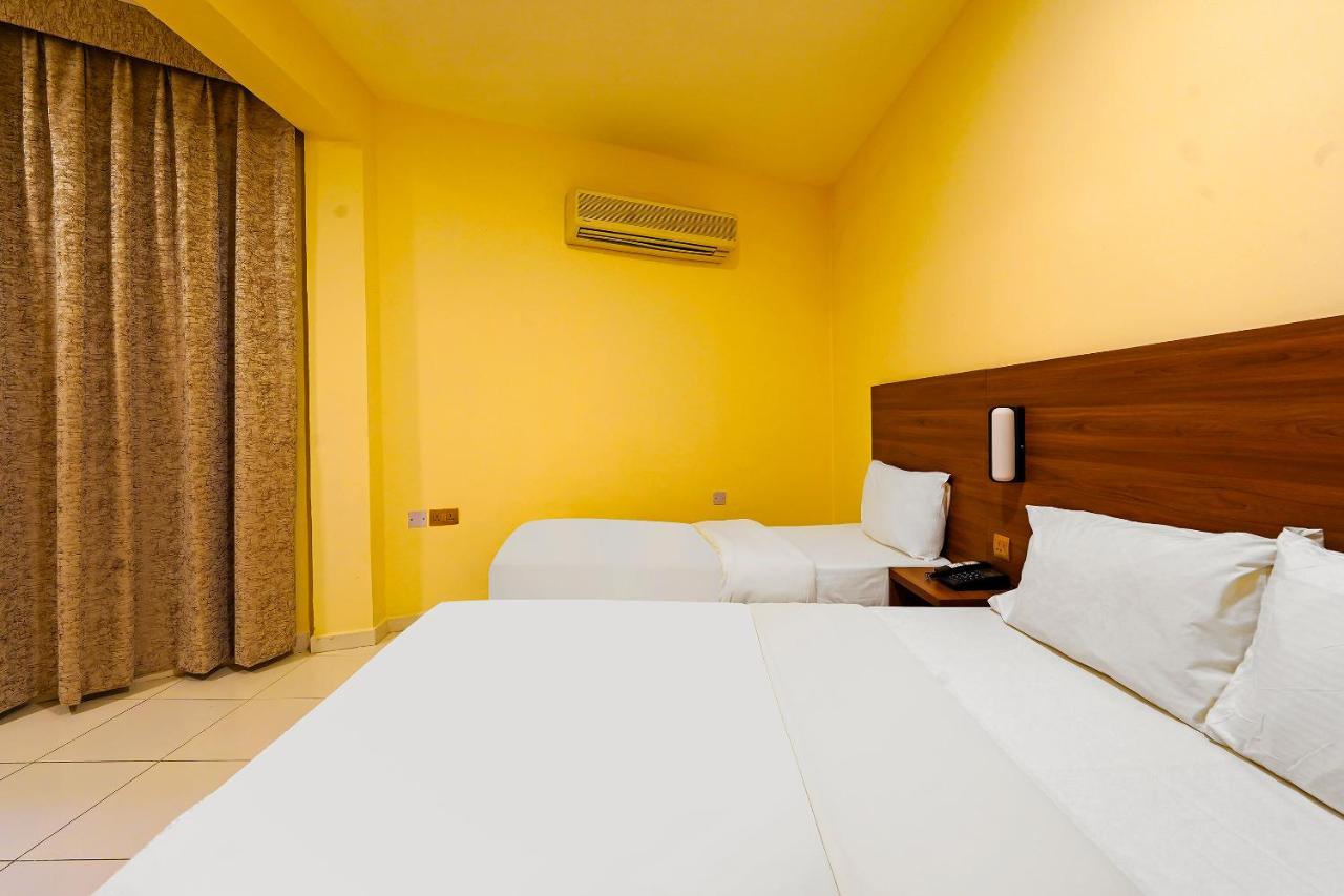 Oyo 925 Emirates Hotel Ντουμπάι Εξωτερικό φωτογραφία